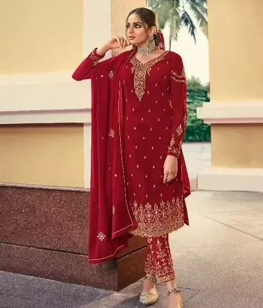Pakistani Designer Suit