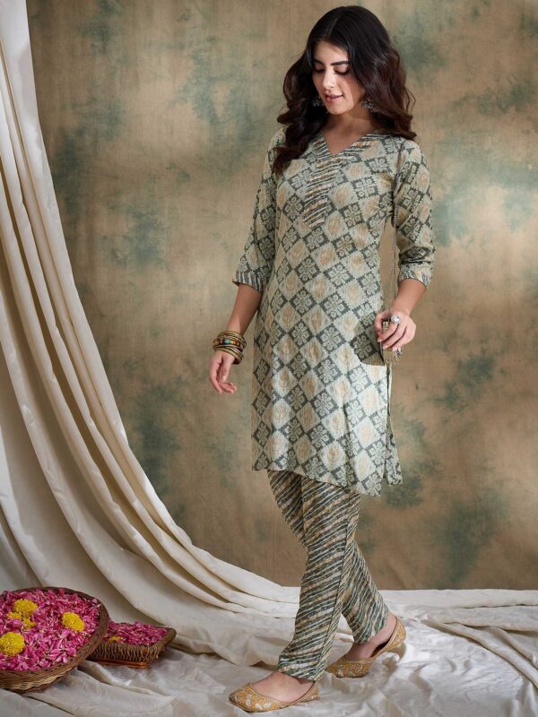 Verdant Green Printed Cotton Co-Ord Set - Effortless Ethnic Elegance