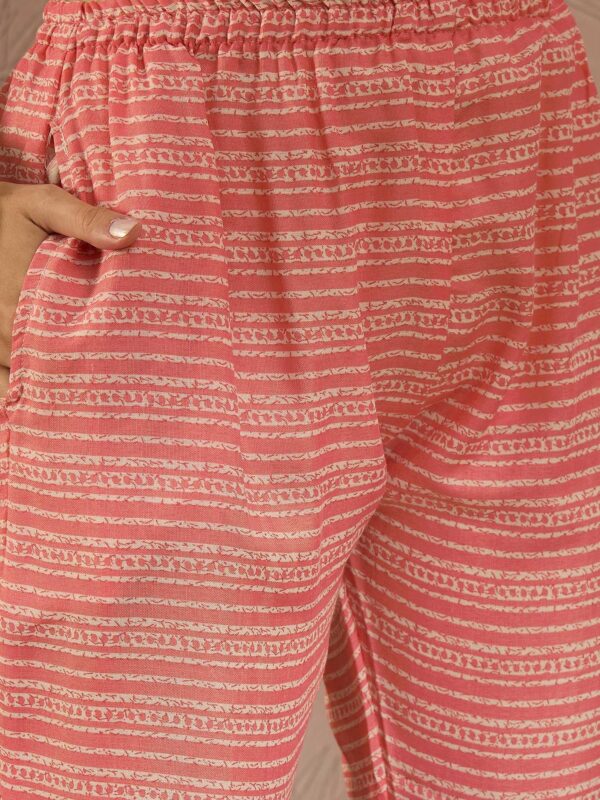 Nature's Elegance: Green Printed Cotton Co-Ord Set