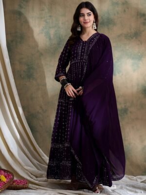 Elegant Green Embroidered Anarkali Gown with V Neck & Lace Dupatta