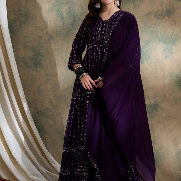 Elegant Green Embroidered Anarkali Gown with V Neck & Lace Dupatta