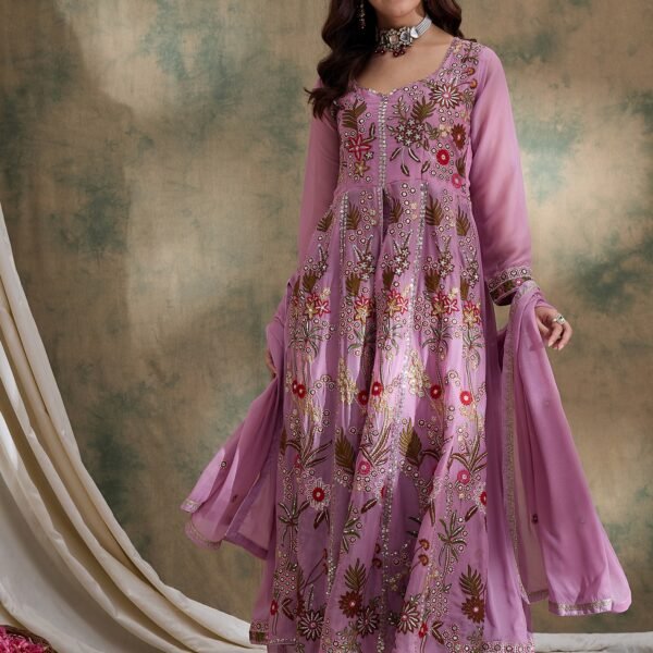 Pink Anarkali Kurta with Lehenga and Lace Dupatta – Vipro Silk